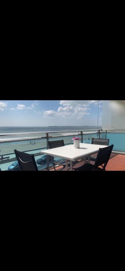 Apartment Spacious Bright Nest With Balcony Facing The Sea *